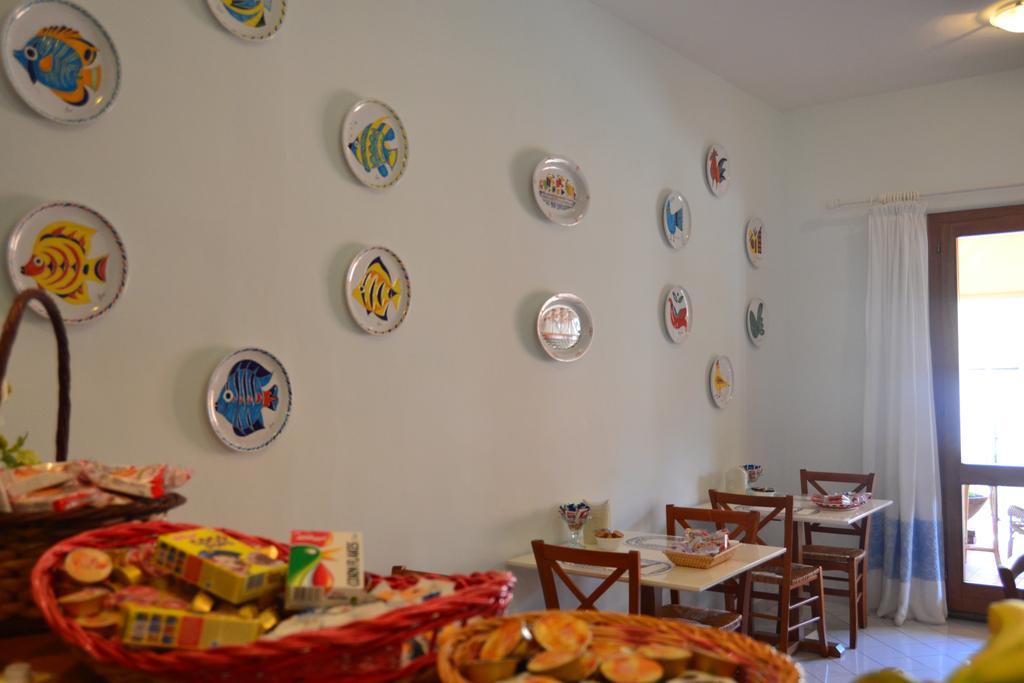 Hotel La Lampara Golfo Aranci Εξωτερικό φωτογραφία