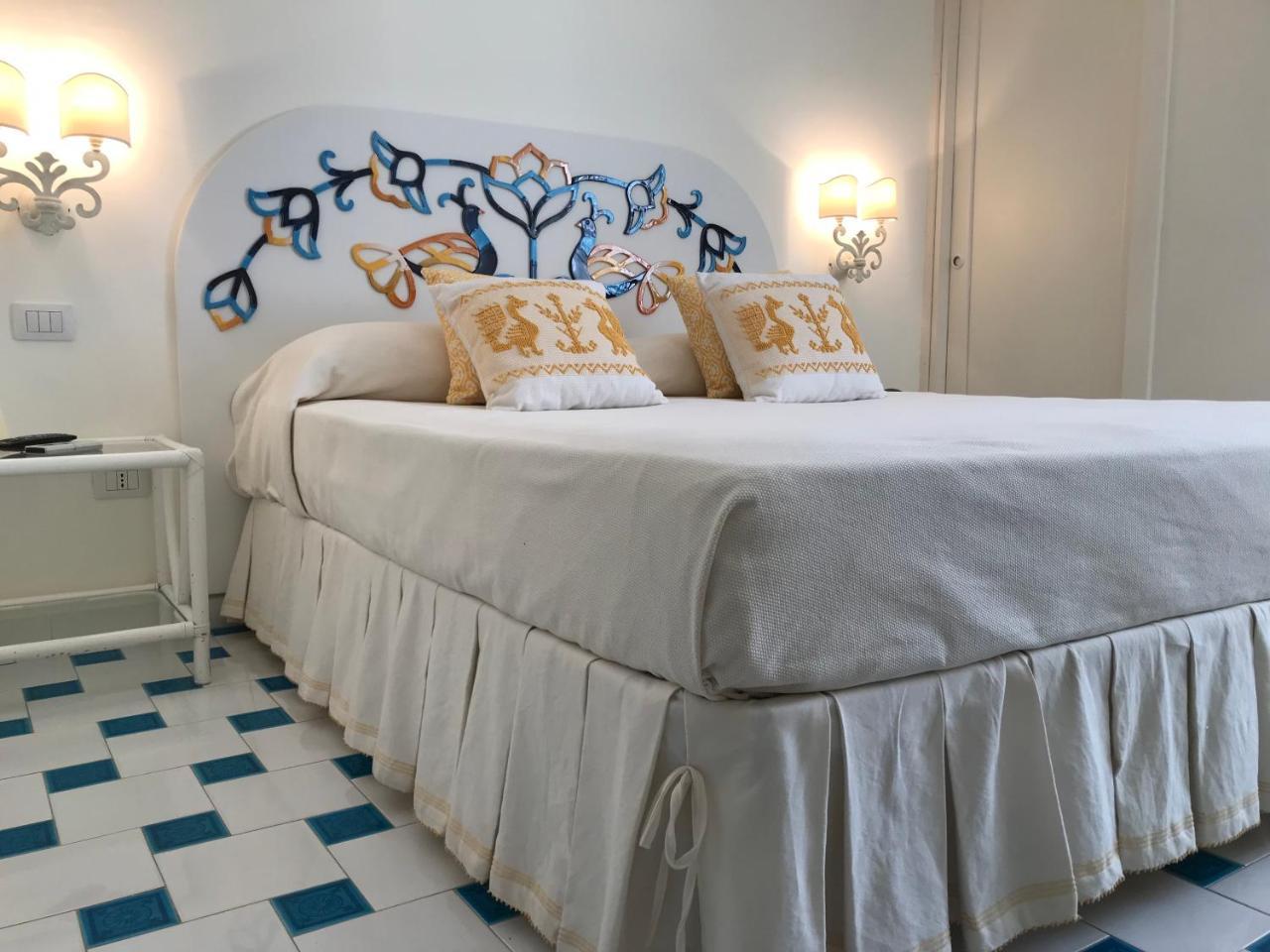 Hotel La Lampara Golfo Aranci Εξωτερικό φωτογραφία