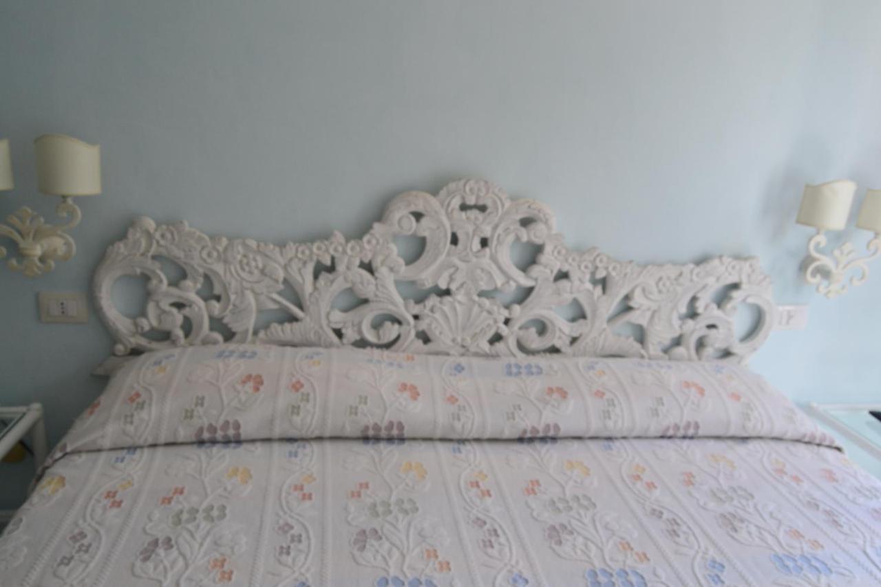 Hotel La Lampara Golfo Aranci Δωμάτιο φωτογραφία
